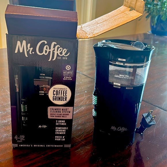 Mr Coffee programmable coffee grinder - Picture 1 of 4